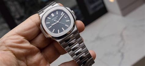 Hands On: Patek Philippe Nautilus 5711 Green Dial .